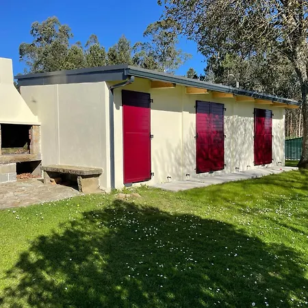 Chalet A Barrosa - بيت للعطل *
